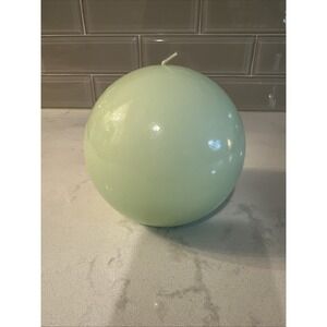 Zodax x Anthropologie Sphere Wax Candle! NWT Light Green